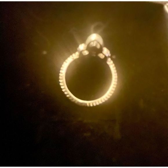 Cute silver opal FLEUR DE LIS RING - Picture 5 of 6